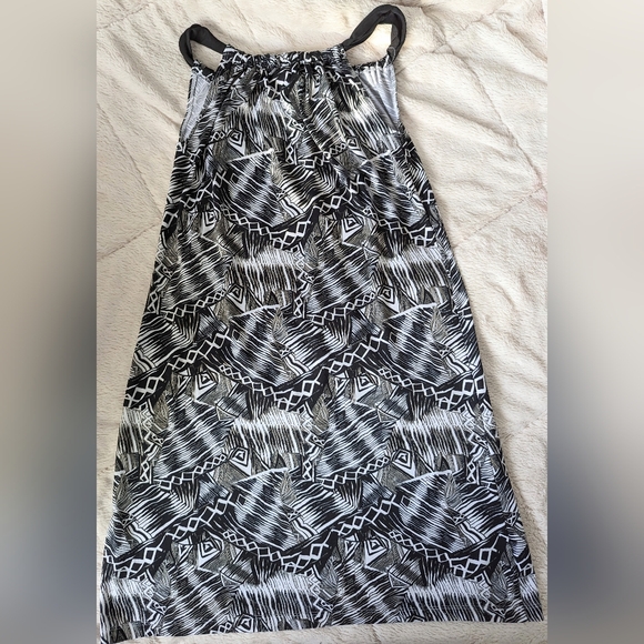 Summer dress - Picture 5 of 9